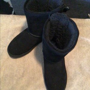 BearPaw Boots